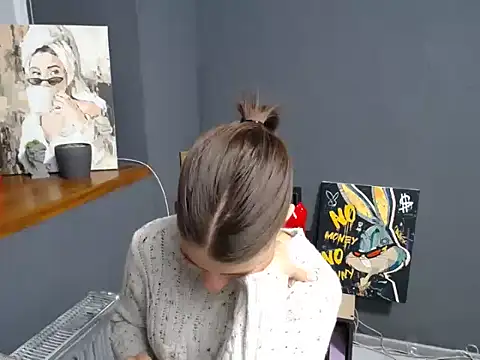 Snapshot of felicity_gold chatting on 10.15.25 felicity gold online show from 10.15.25