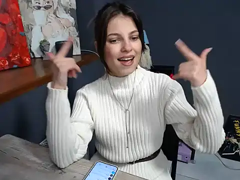 Snapshot of felicity_gold chatting on 10.21.25 felicity gold online show from 10.21.25