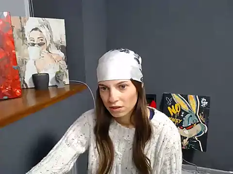 Snapshot of felicity_gold chatting on 10.25.25 felicity gold online show from 10.25.25