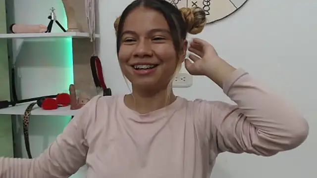 Naomi991 online show from 09.23.25