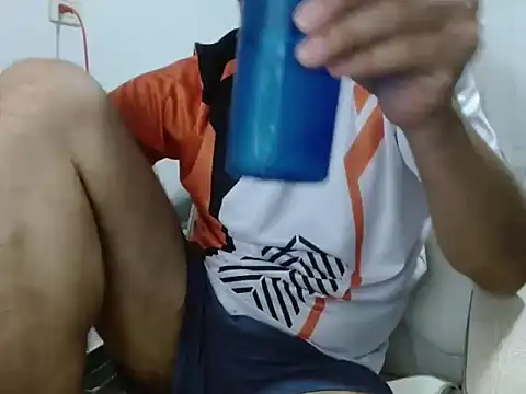 Snapshot of goten-770 chatting on 09.17.25 goten-770 online show from 09.17.25