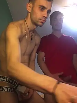 ZuzuGay online show from 01.17.25