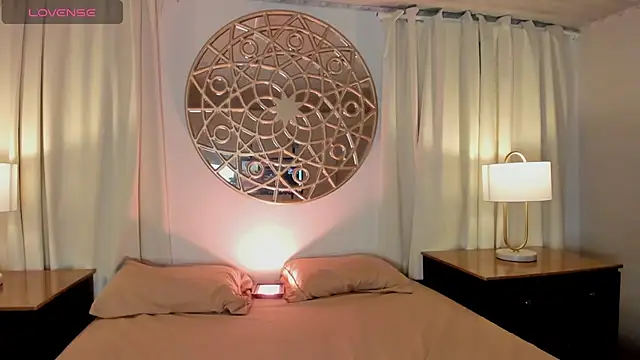 Belliinda 21 online show from 09.24.25