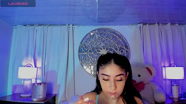 Belliinda 21 online show from 01.15.26