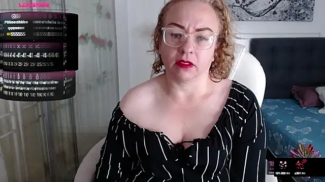 Tania Goddess  online show from 12.20.24