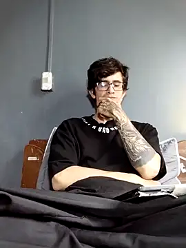 Loggan donnelly online show from 03.12.26