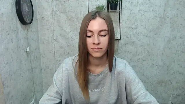 AlisaCatty  online show from 12.11.24