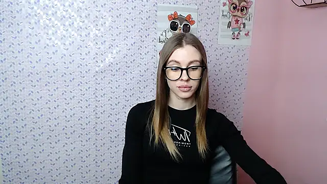 AlisaCatty  online show from 01.30.25