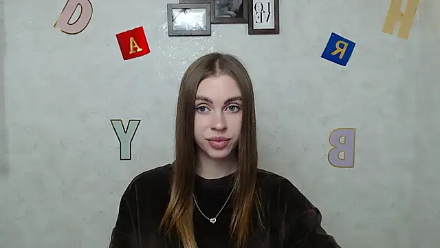 AlisaCatty  online show from 03.17.25