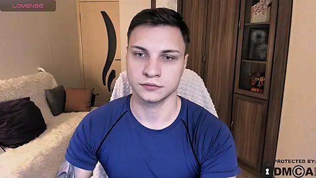 handsome guy01 online show from 11.03.25