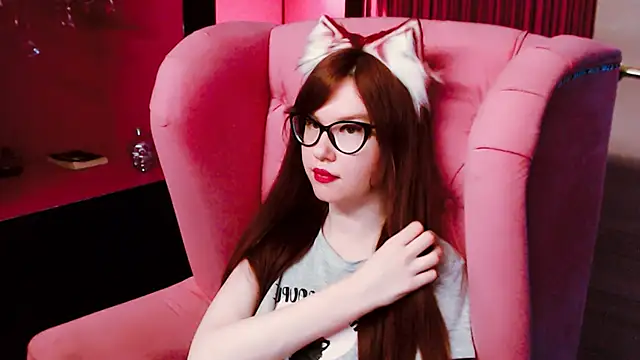 CarolGiggly online show from 12.04.24