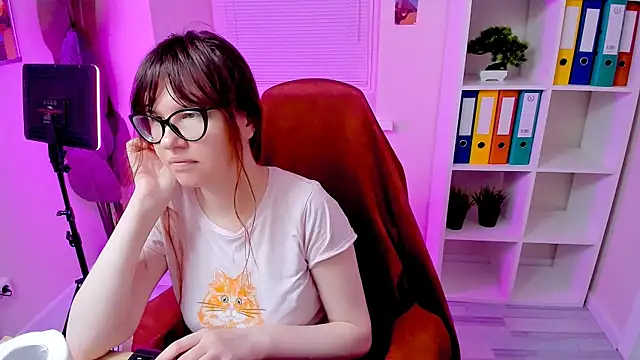 CarolGiggly online show from 09.25.25