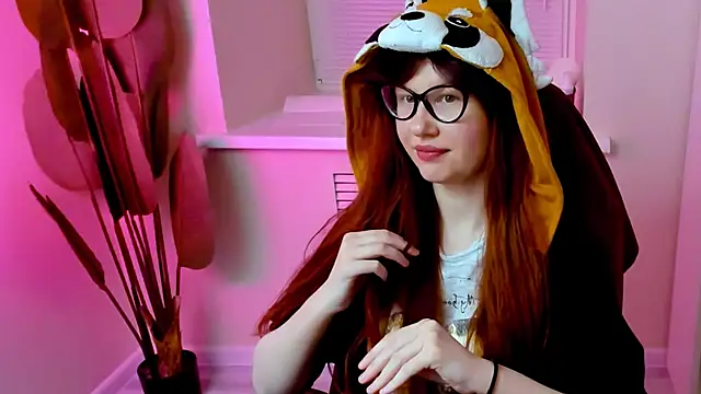 CarolGiggly online show from 10.07.25