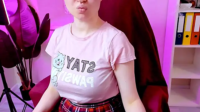 CarolGiggly online show from 01.11.26