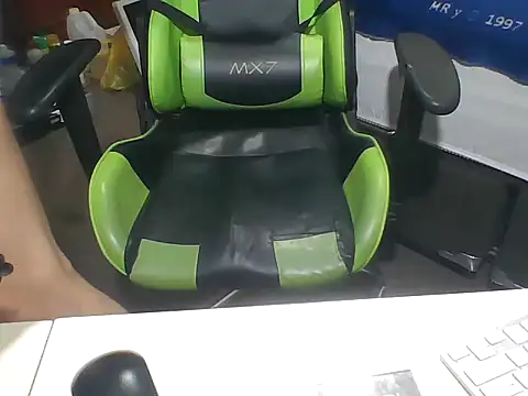 Snapshot of SOLESFETISHBR chatting on 09.08.25 SOLESFETISHBR online show from 09.08.25