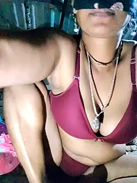 Hotty-dola online show from 12.12.24