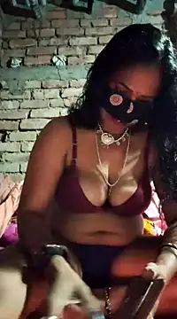 Hotty-dola online show from 01.07.25
