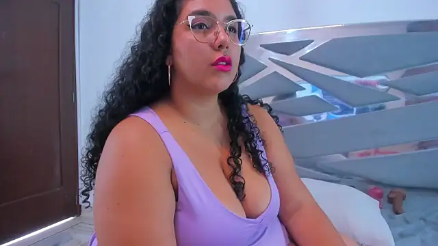 Tiffanymiller00 online show from 12.09.24