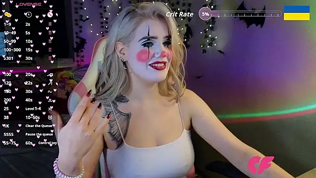 RedVelveten online show from 10.31.25