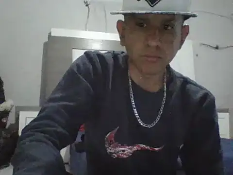 Snapshot of oiram27 chatting on 03.09.26 oiram27 online show from 03.09.26