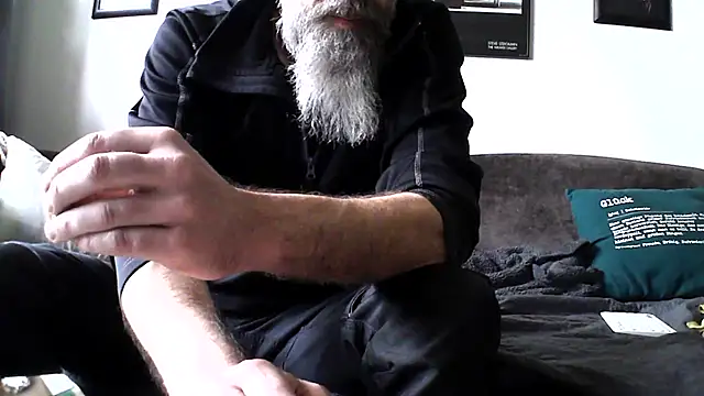 Snapshot of Kingsscepter chatting on 01.23.25 Kingsscepter online show from 01.23.25