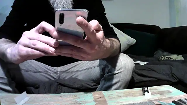 Snapshot of Kingsscepter chatting on 01.27.25 Kingsscepter online show from 01.27.25