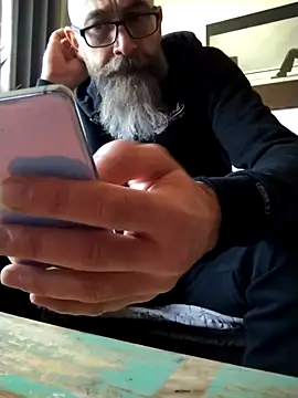 Snapshot of Kingsscepter chatting on 02.17.25 Kingsscepter online show from 02.17.25