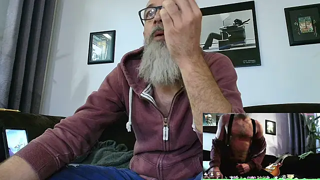 Snapshot of Kingsscepter chatting on 09.09.25 Kingsscepter online show from 09.09.25