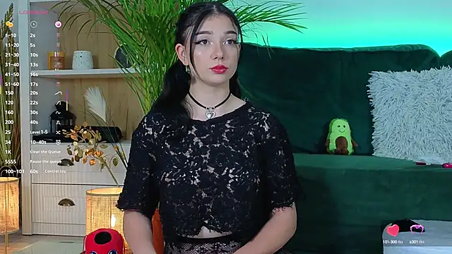 AveryWillow online show from 10.16.25