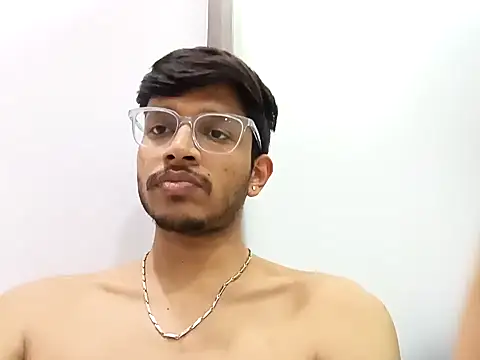 Snapshot of skinnyyyyyyyyy chatting on 01.21.25 skinnyyyyyyyyy online show from 01.21.25