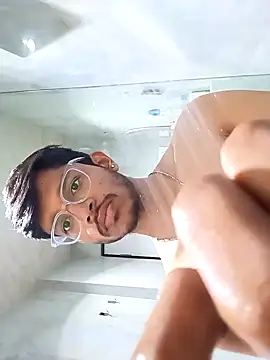 Snapshot of skinnyyyyyyyyy chatting on 01.23.25 skinnyyyyyyyyy online show from 01.23.25