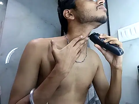 Snapshot of skinnyyyyyyyyy chatting on 03.05.25 skinnyyyyyyyyy online show from 03.05.25