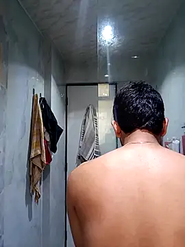 Snapshot of skinnyyyyyyyyy chatting on 10.25.25 skinnyyyyyyyyy online show from 10.25.25