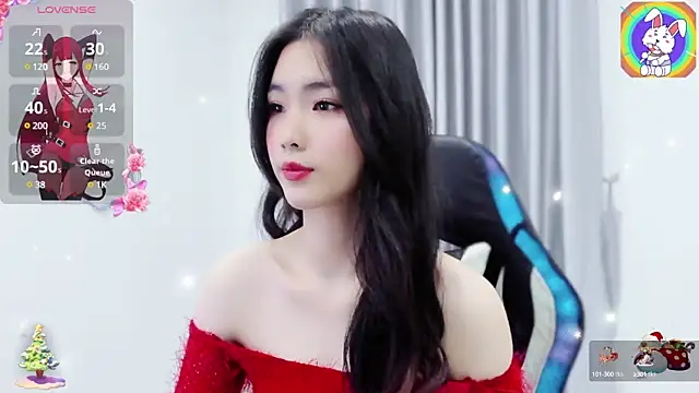 Snapshot of CelestiaWang chatting on 12.14.24 CelestiaWang online show from 12.14.24