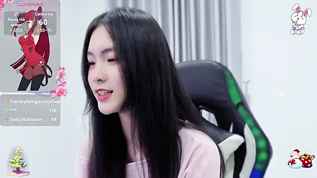 Snapshot of CelestiaWang chatting on 12.15.24 CelestiaWang online show from 12.15.24