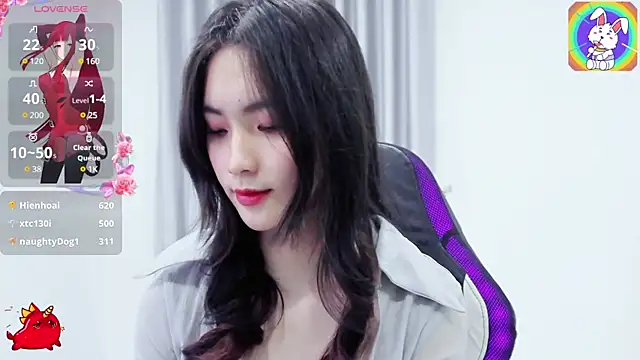 Snapshot of CelestiaWang chatting on 01.01.25 CelestiaWang online show from 01.01.25
