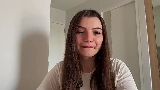 Snapshot of cherryelin chatting on 12.23.24 cherryelin online show from 12.23.24