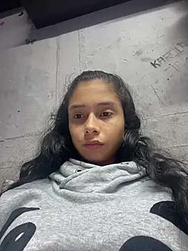 Bonnie willliams19 online show from 12.18.24