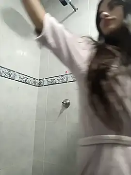 Snapshot of georgia_oli chatting on 01.12.25 georgia oli online show from 01.12.25