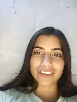 Snapshot of georgia_oli chatting on 02.09.25 georgia oli online show from 02.09.25