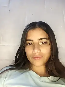 Snapshot of georgia_oli chatting on 02.09.25 georgia oli online show from 02.09.25