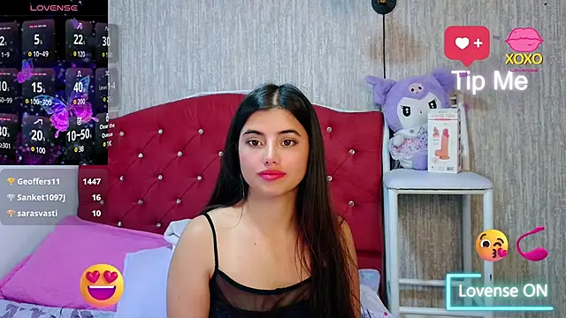 Snapshot of georgia_oli chatting on 02.14.25 georgia oli online show from 02.14.25