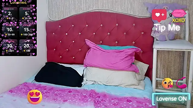 Snapshot of georgia_oli chatting on 03.13.25 georgia oli online show from 03.13.25