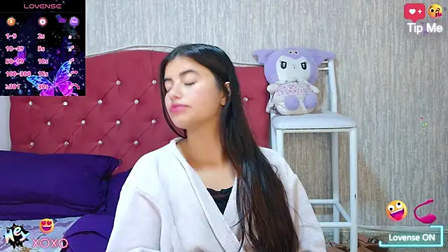 Snapshot of georgia_oli chatting on 09.11.25 georgia oli online show from 09.11.25