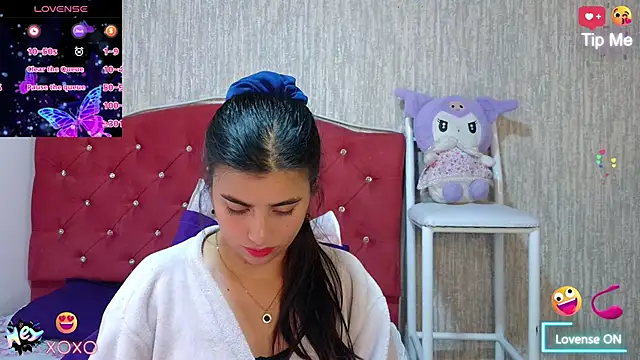 Snapshot of georgia_oli chatting on 09.25.25 georgia oli online show from 09.25.25