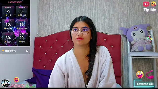 Snapshot of georgia_oli chatting on 10.10.25 georgia oli online show from 10.10.25