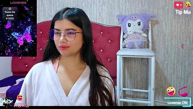 Snapshot of georgia_oli chatting on 10.25.25 georgia oli online show from 10.25.25