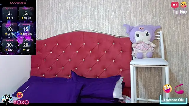 Snapshot of georgia_oli chatting on 10.28.25 georgia oli online show from 10.28.25