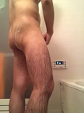 Snapshot of SzkzLing chatting on 09.15.25 SzkzLing online show from 09.15.25