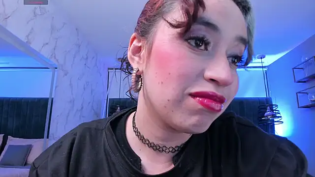 Snapshot of MAGIC_SOFI chatting on 09.19.25 MAGIC SOFI online show from 09.19.25